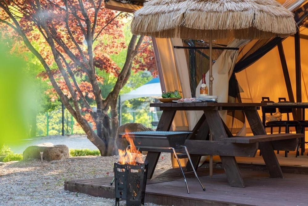 فندق Inje Naerincheon Glamping الغرفة الصورة